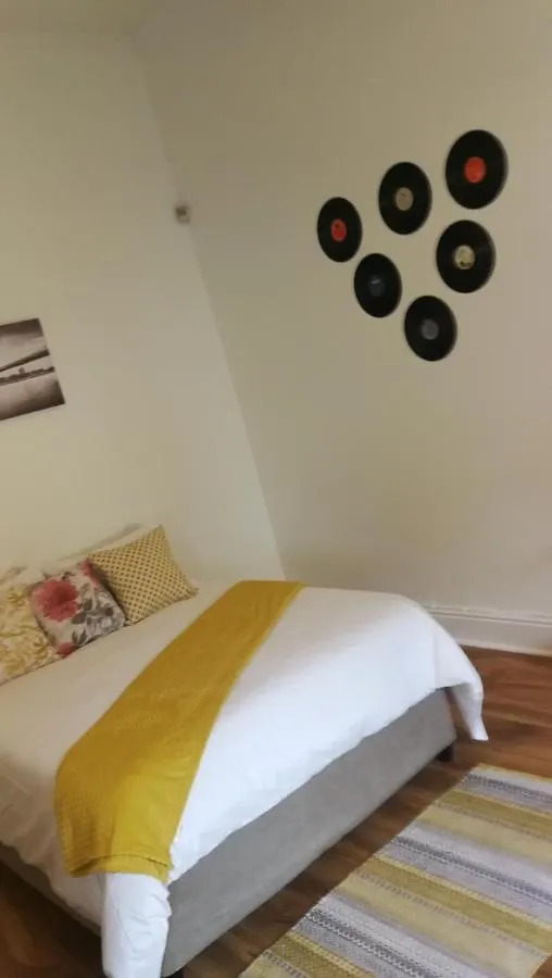 ** Bed & Breakfast Ruksbnb Boston Bellivile Cape Town South Africa